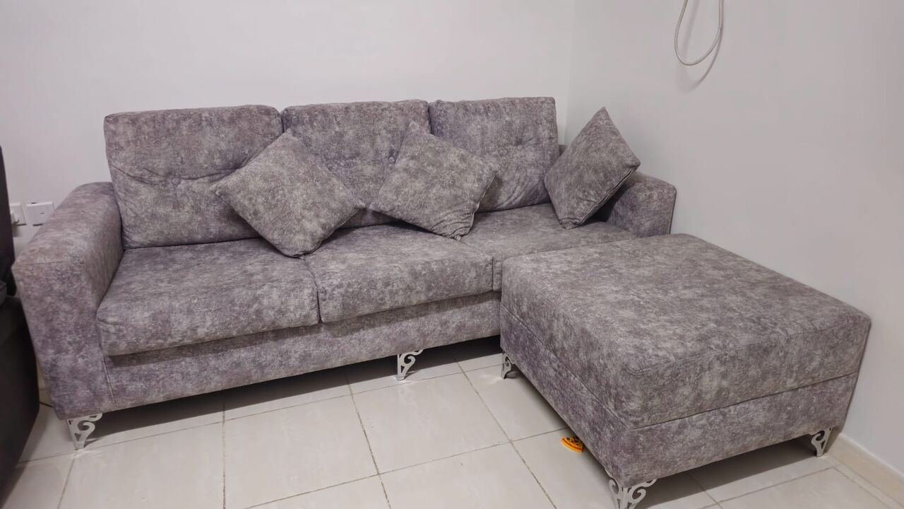 SAR 600, Selling My Custom Made Sofa