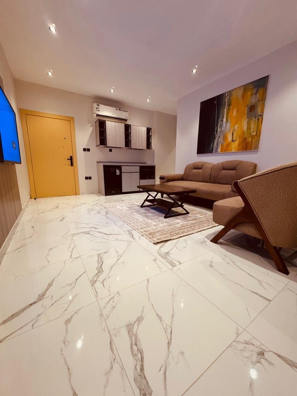 SAR 22000/year, Furnished, Luxury Furnished Apartment For Rent In: 📍Jeddah, Al Hamra District (Annual Or Semi-annual