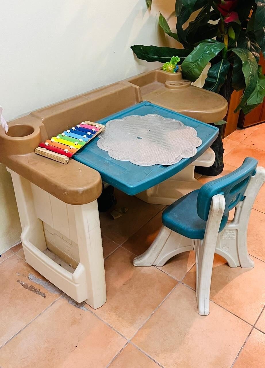 SAR 180, Kids Desk
