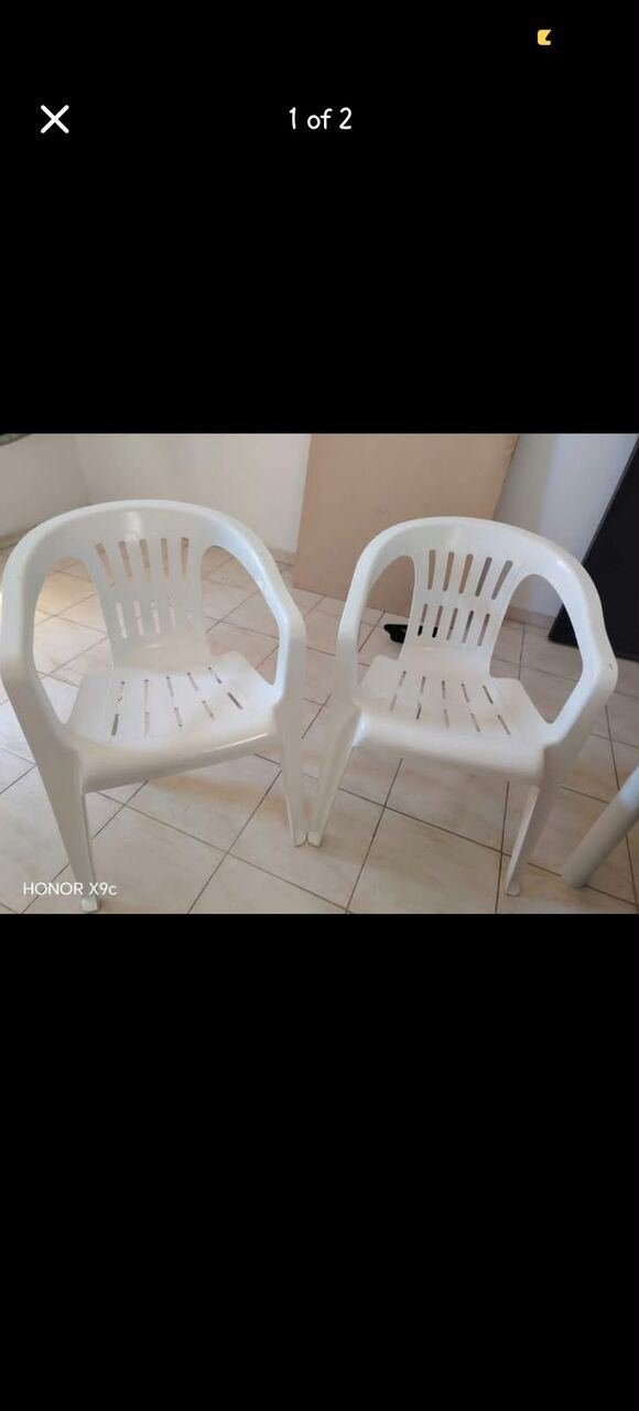 SAR 200, Dining Table With 2 Chairs