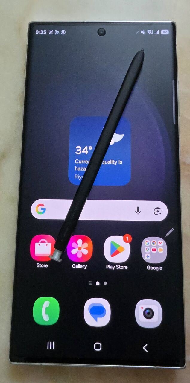 SAR 2300, Samsung Galaxy S23 Ultra 512GB Like New