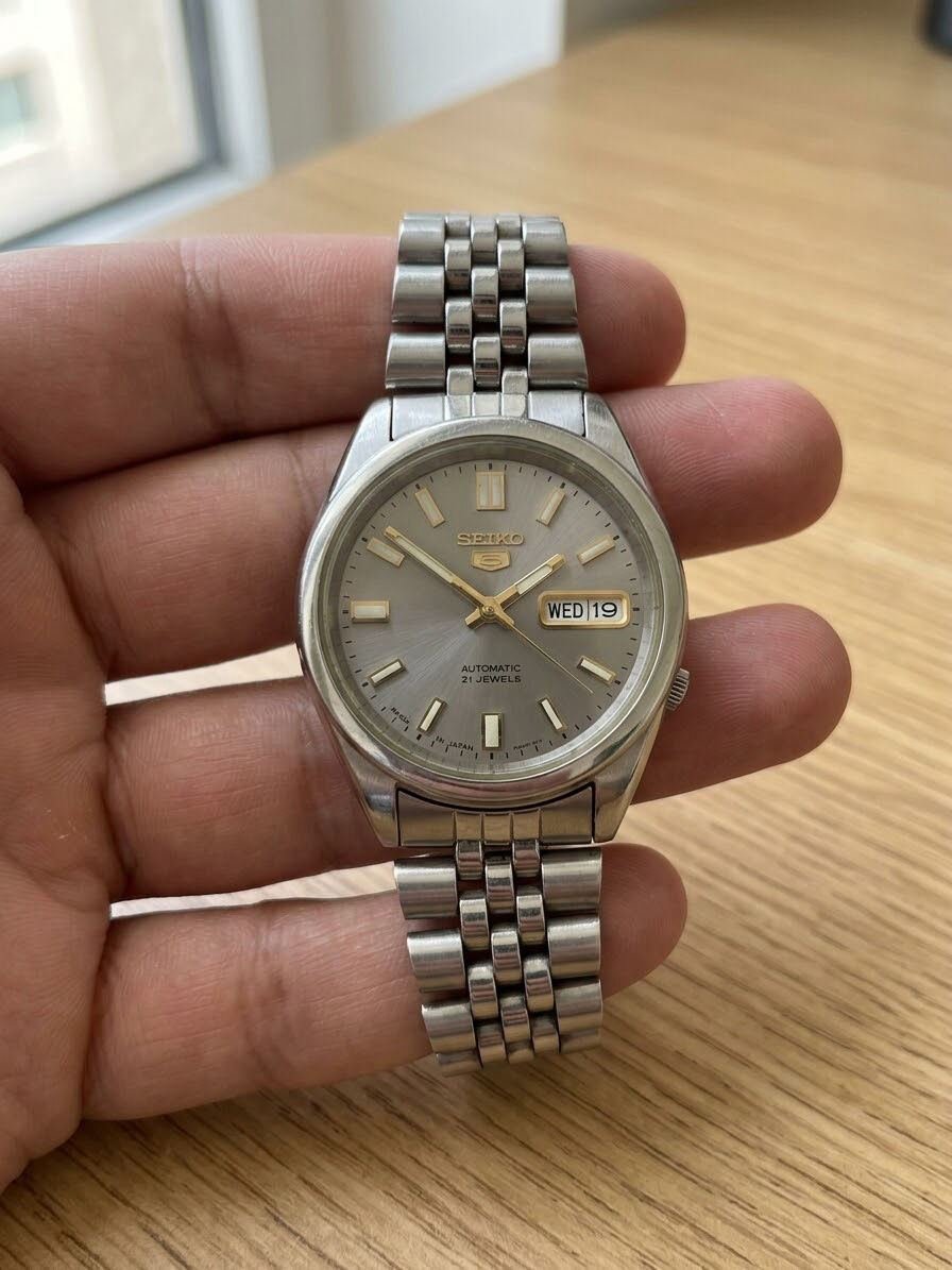 SAR 550, Seiko 5