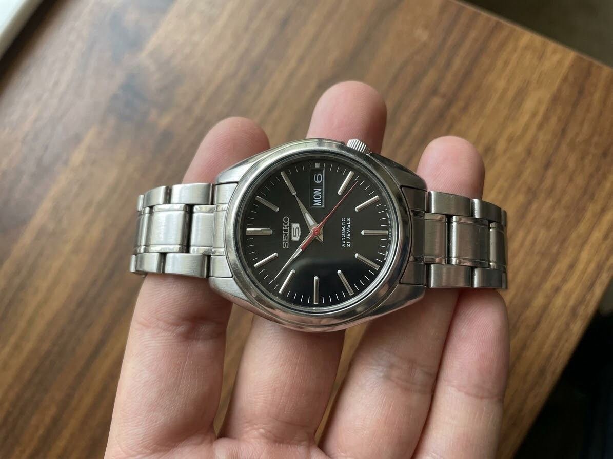 SAR 550, Seiko 5 SNKL45