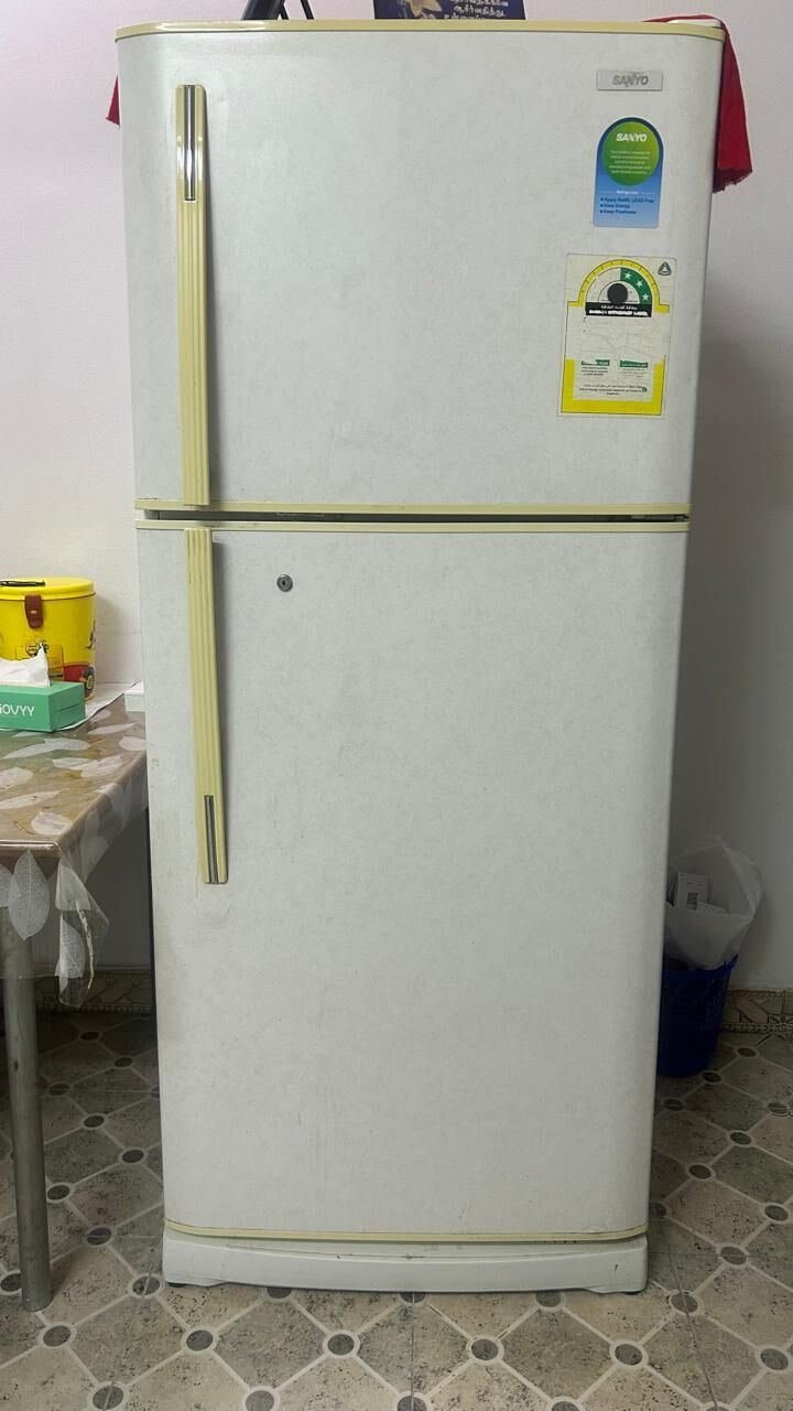 SAR 450, Sanyo Fridge For Sale