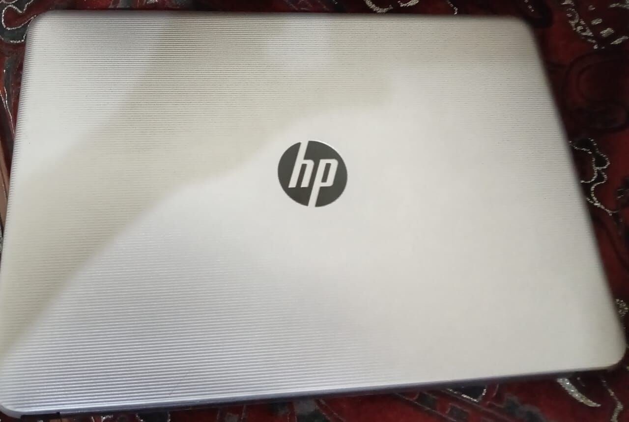 SAR 800, HP Laptop For Sale