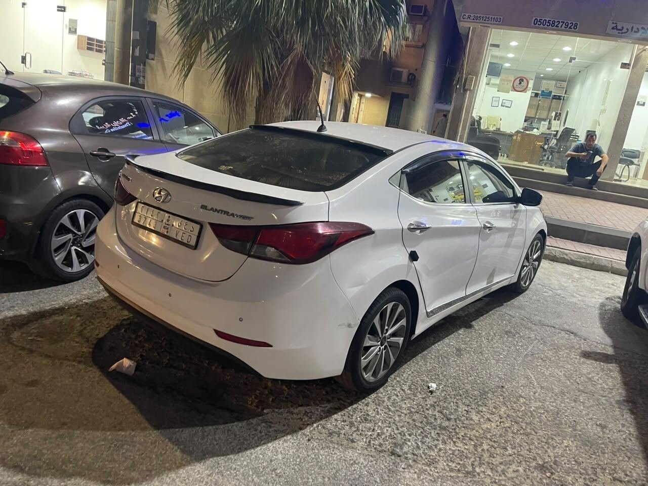 SAR 19500, Hyundai Elantra SE 2.0, 2015, Automatic, 256000 KM, Elantra Diesel Engine Genuine Model White