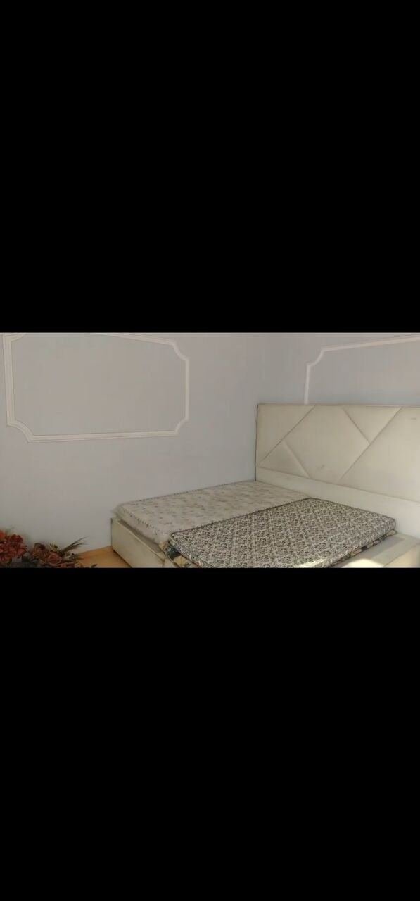 SAR 100, Bed With Mattress