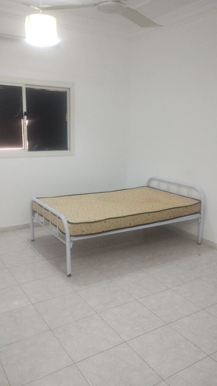 SAR 1200/month, Furnished, SR1200/per Month A Semi Furnished Single Room Is Available For Rent In A Family Apartment.