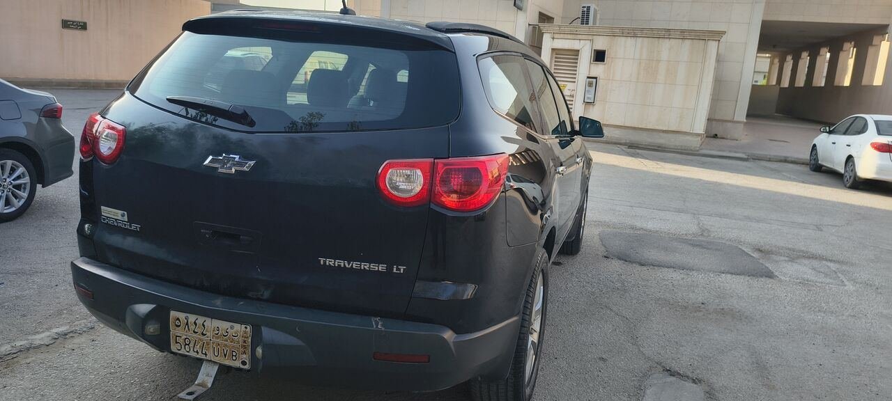 SAR 12500, Chevrolet Traverse, 2010, Automatic, 300000 KM, Lt : Price 12500