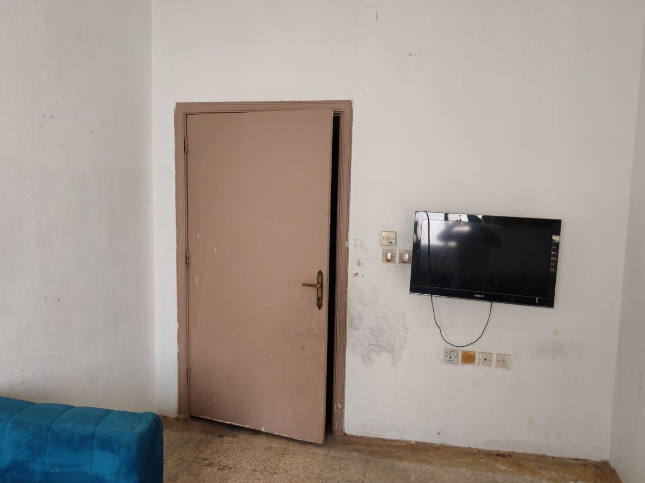 SAR 850/month, Furnished Room For Rent – SAR 850/month (Bachelor Only)