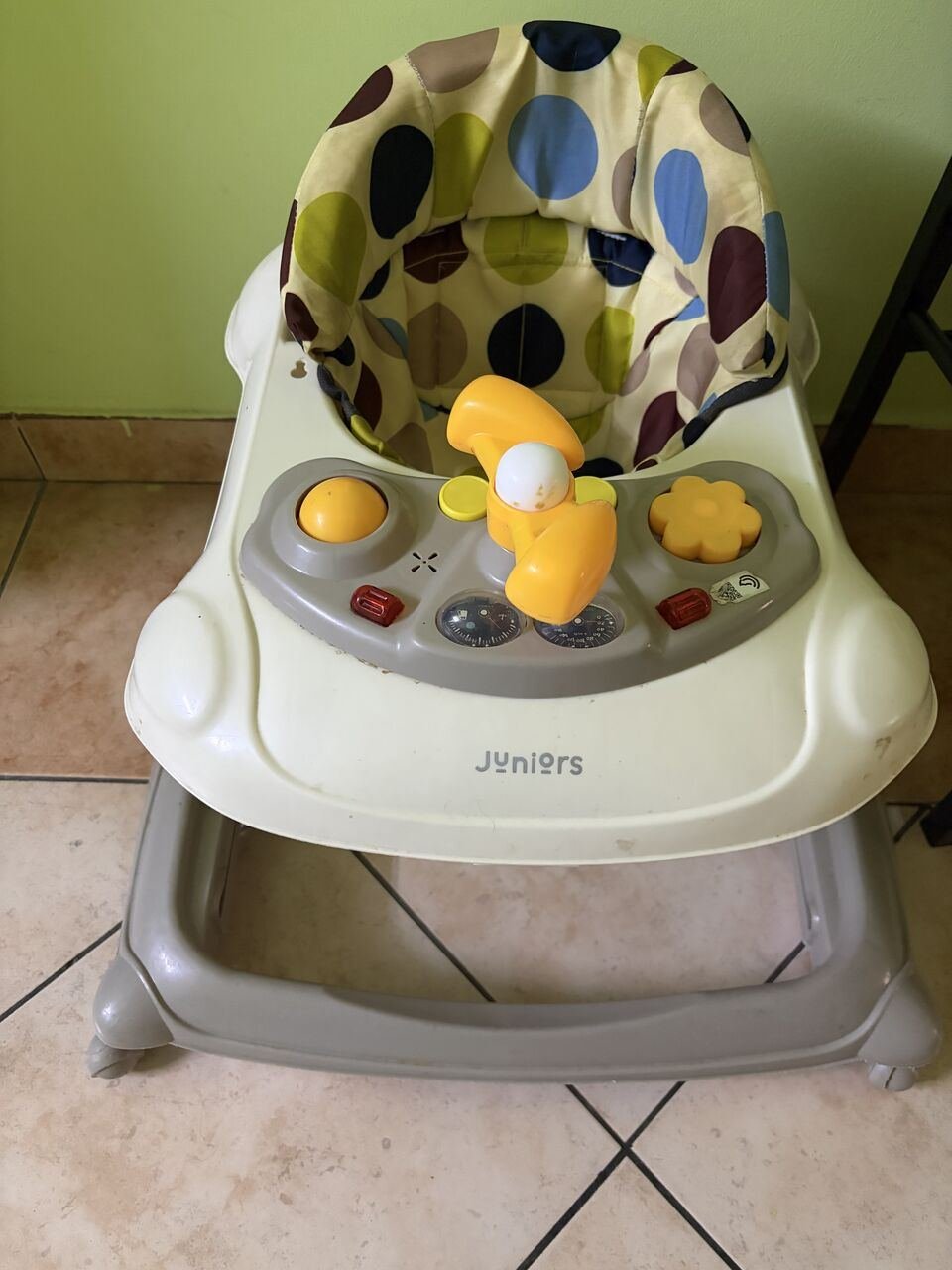 SAR 300, Baby Woker []junior), Babyrocker, Baby Swing, Baby Bath In A Very Good Condition