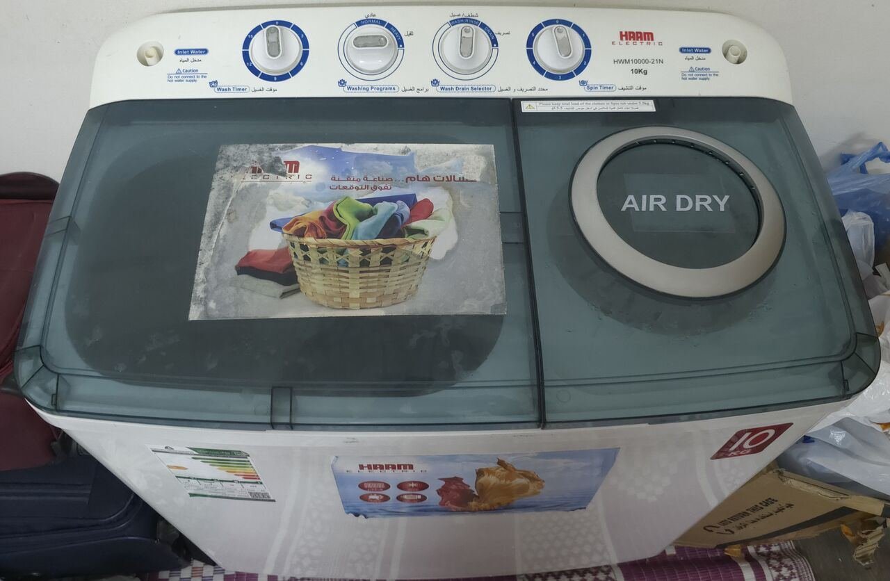 SAR 550, Semi Auto Washing Machine 10kg For Sale In Very Good Condition