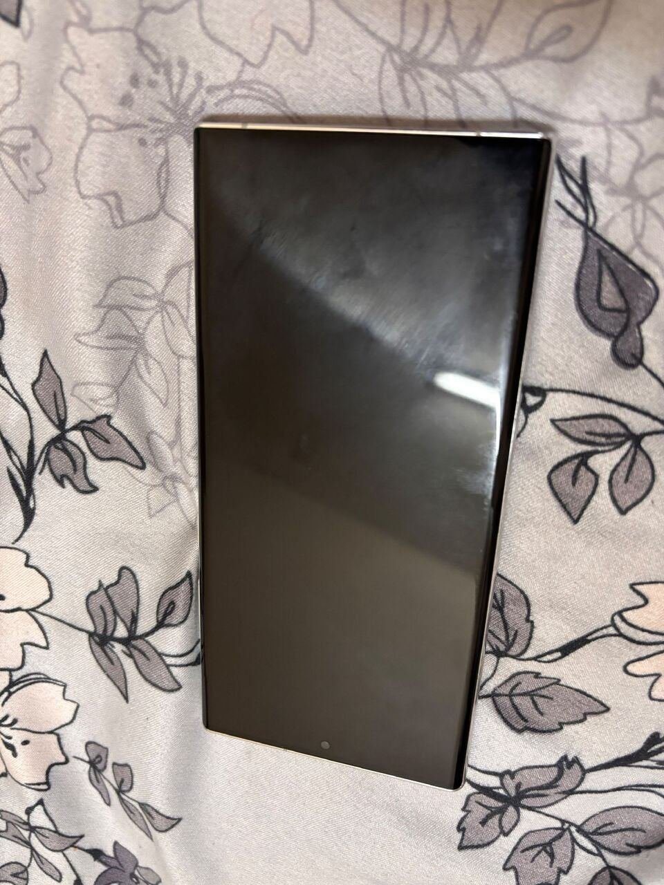 SAR 2300, Samsung S22 Ultra 128GB