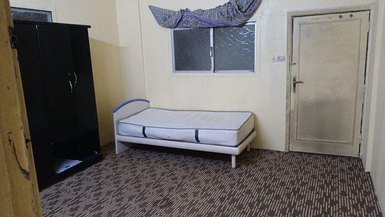 SAR 1000/month, 1 BR, Only 1 Room Is Available For Rent