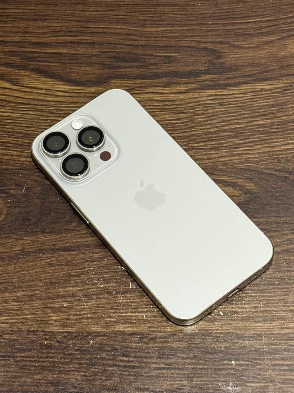 SAR 2500, I PHONE 15 PRO