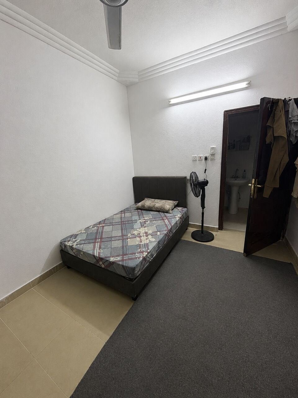 SAR 1000/month, Furnished, 1 BR, Furnished Private Room Near KSMC Al Shemaysi - 3 Months