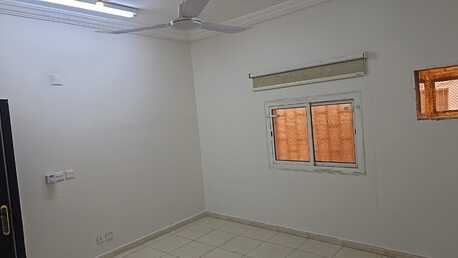 SAR 550/month, Room Available