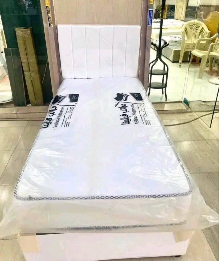 SAR 5, Brand New Single And Double Bed Available