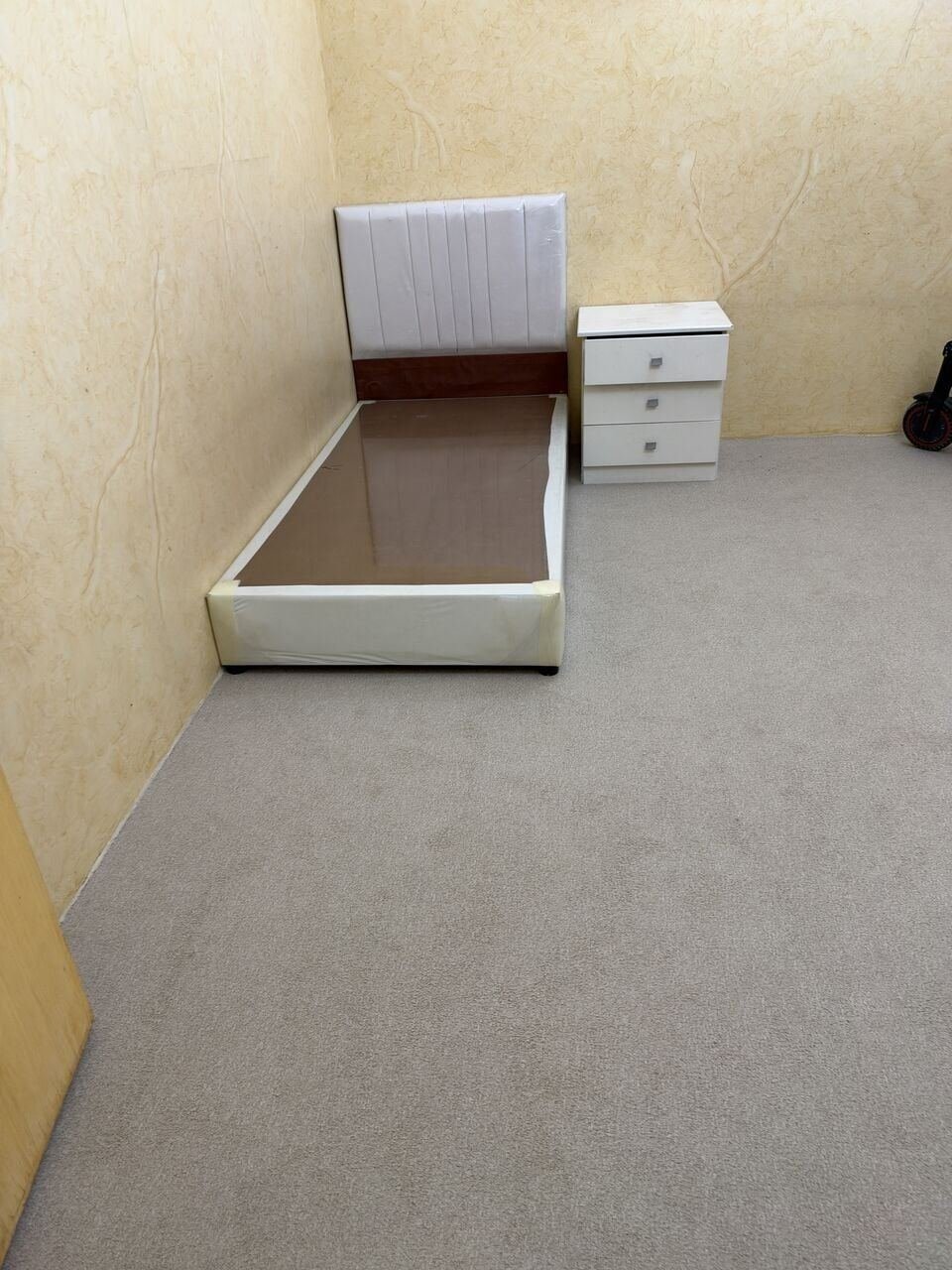 SAR 1000/month, A Bedspace Is Available For An Executive Bachelors