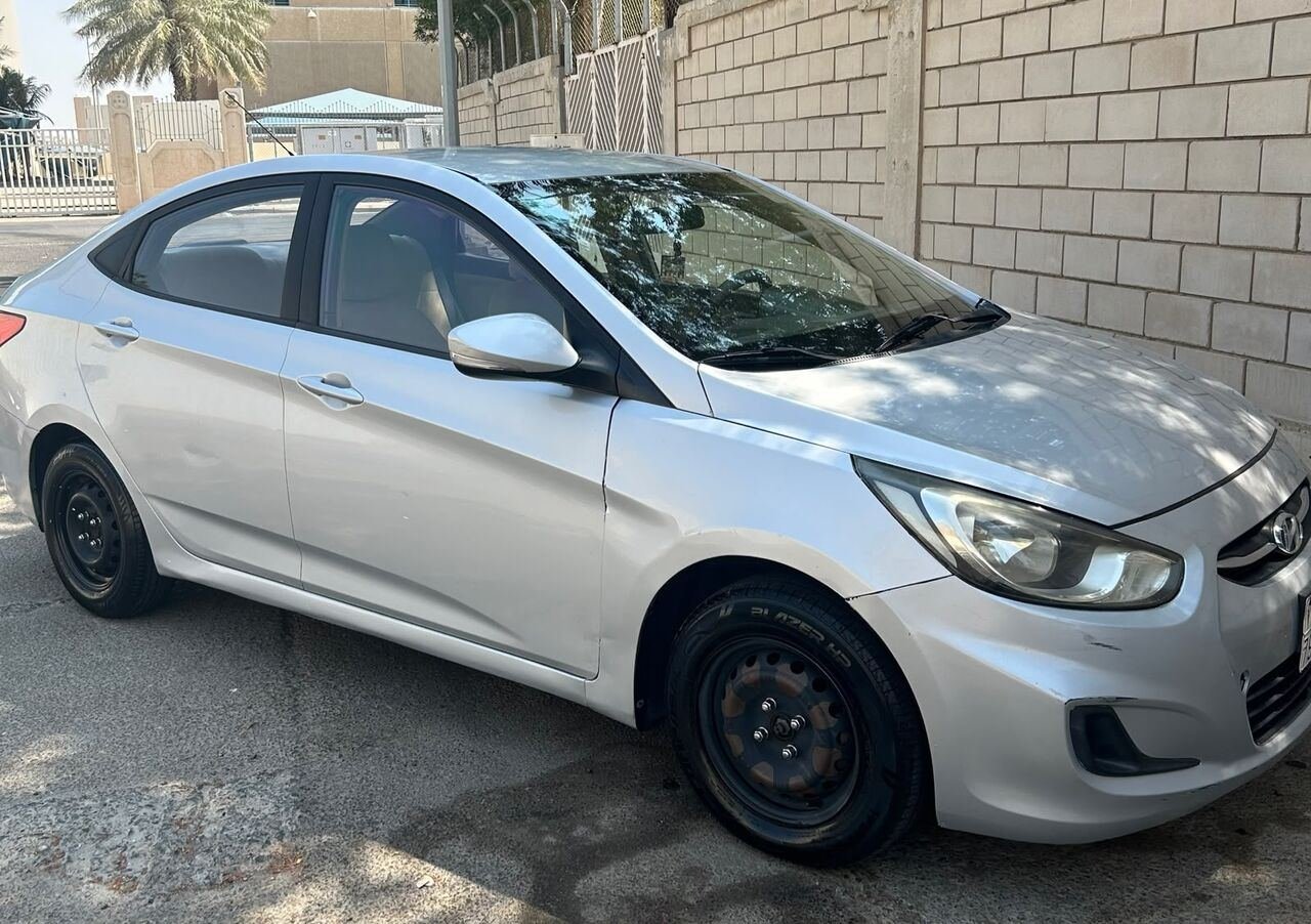 SAR 25000, Hyundai Accent, 2012, Automatic, 280000 KM,