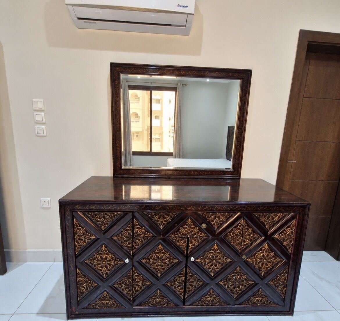 SAR 300, Dressing Table With Mirror For Sale
