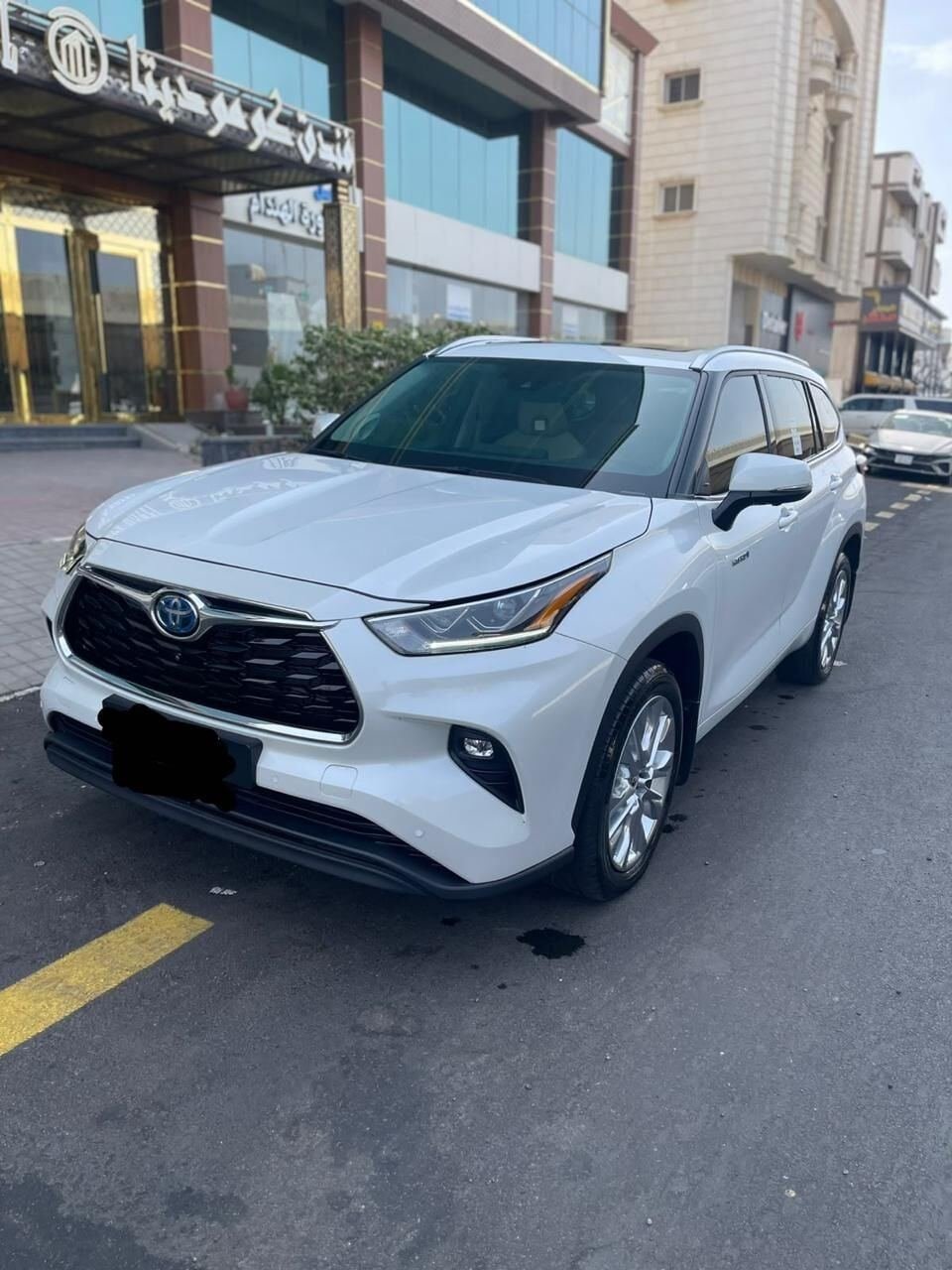 SAR 175, Toyota Highlander Hybrid, 2024, Automatic, 21000 KM, For Sale Toyota Highlander