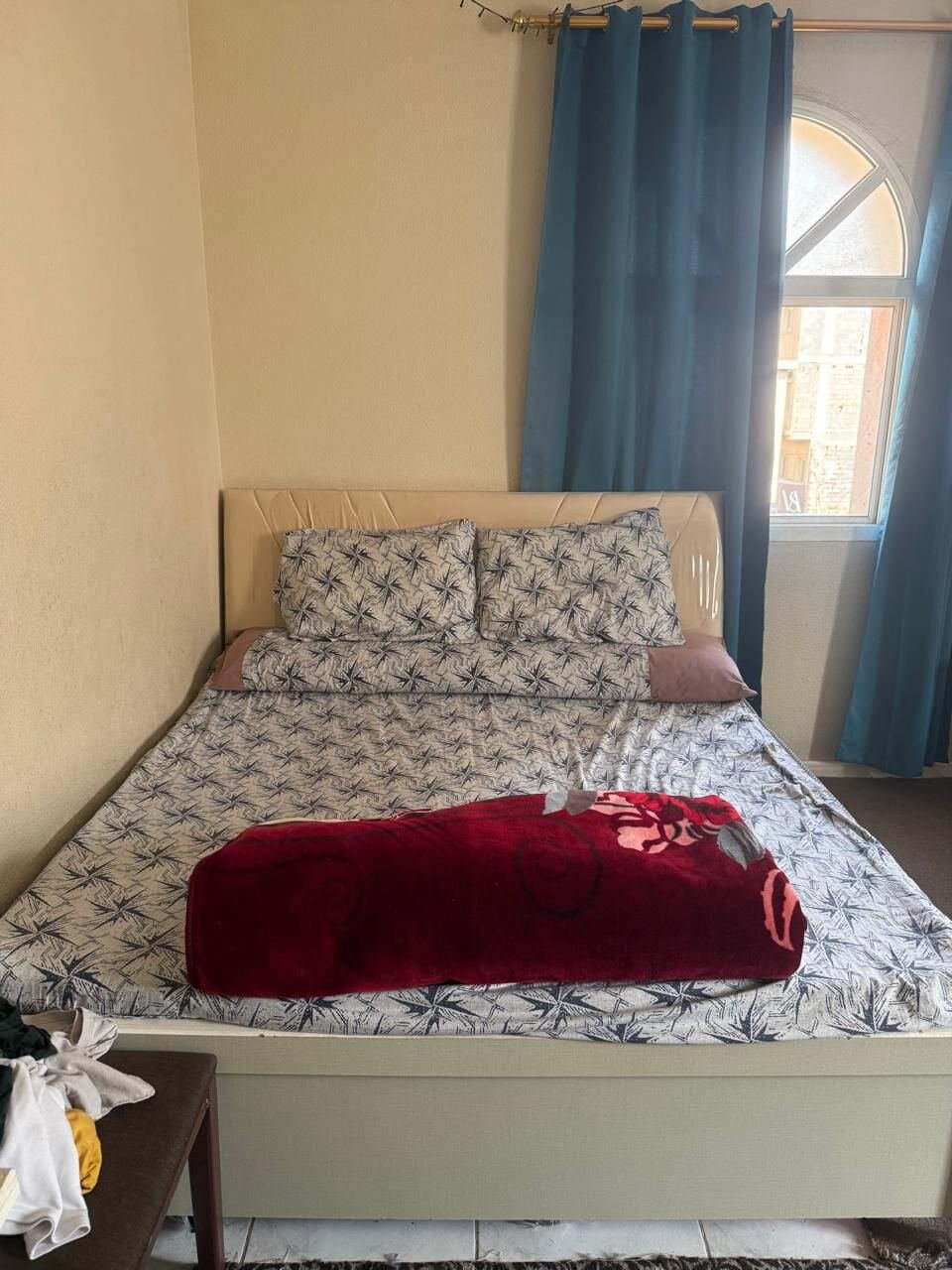 SAR 800, سريرين شامل الرتبه للبيع Two Beds For Sale, Including Mattresses