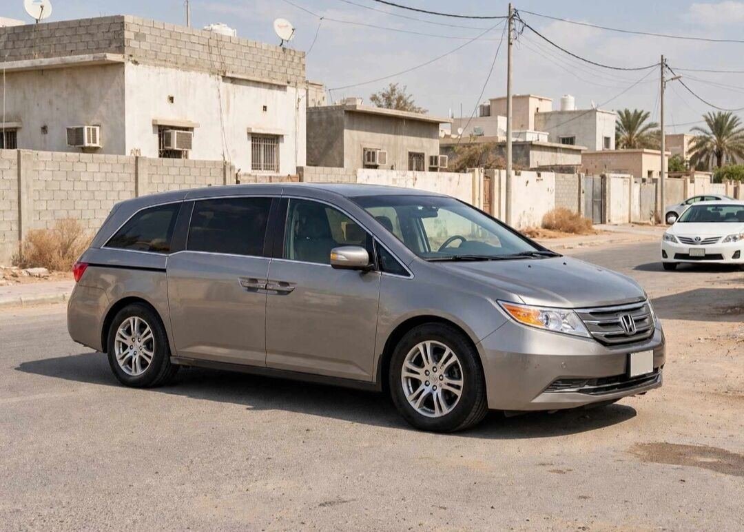 SAR 22000, Honda Odyssey, 2013, Automatic, 400000 KM,