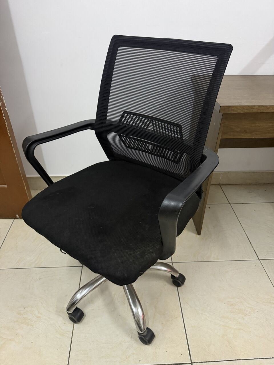 SAR 1, Household Items ( Urgent Sell )