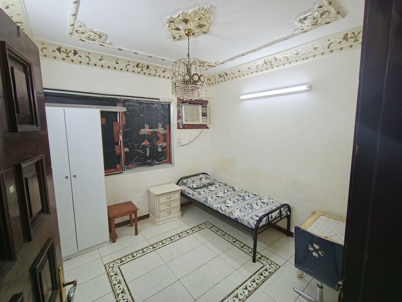 SAR 1200/month, Bachelor Room For Rent