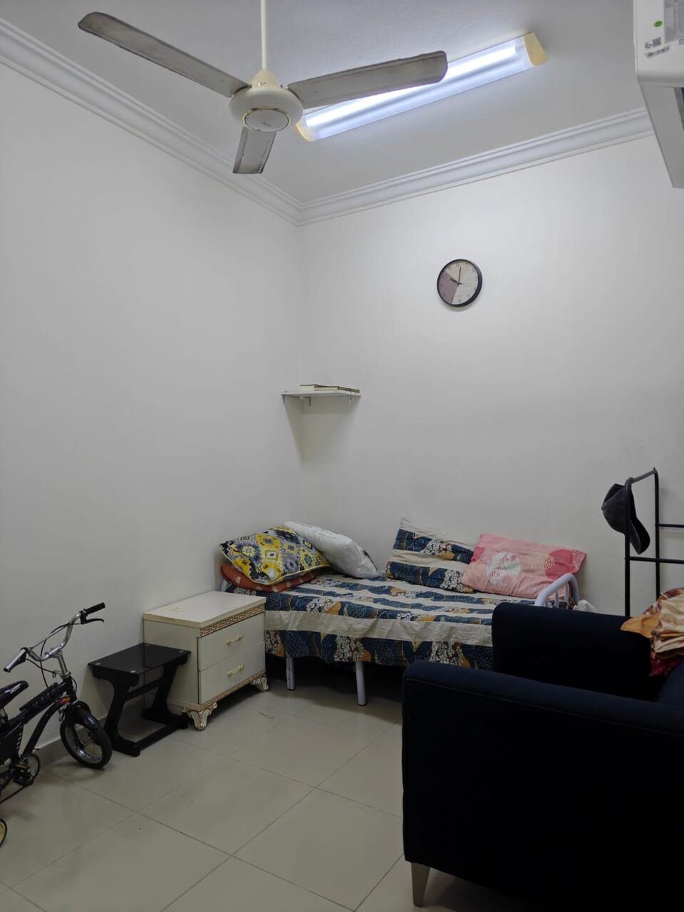 SAR 1200/month, Furnished, 12 Sq. Meter, FURNISHED ROOM IS AVAILABLE FOR SINGLE PERSON IN FAMILY FLAT
