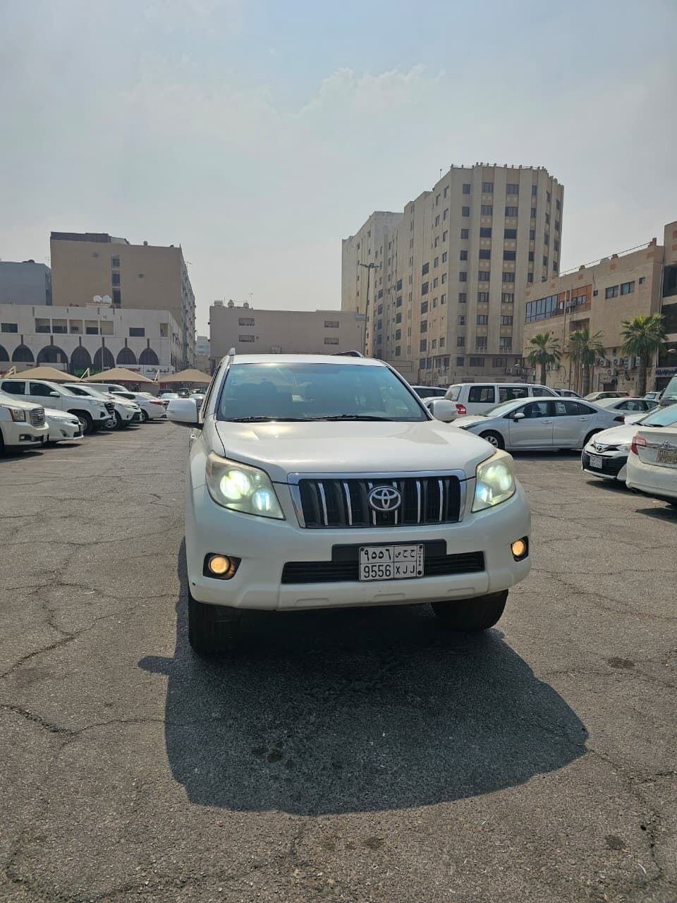 SAR 70, Toyota Land Cruiser Prado, 2013, Automatic, 275000 KM, Well Maintained, Personal Used, Individual Registration,