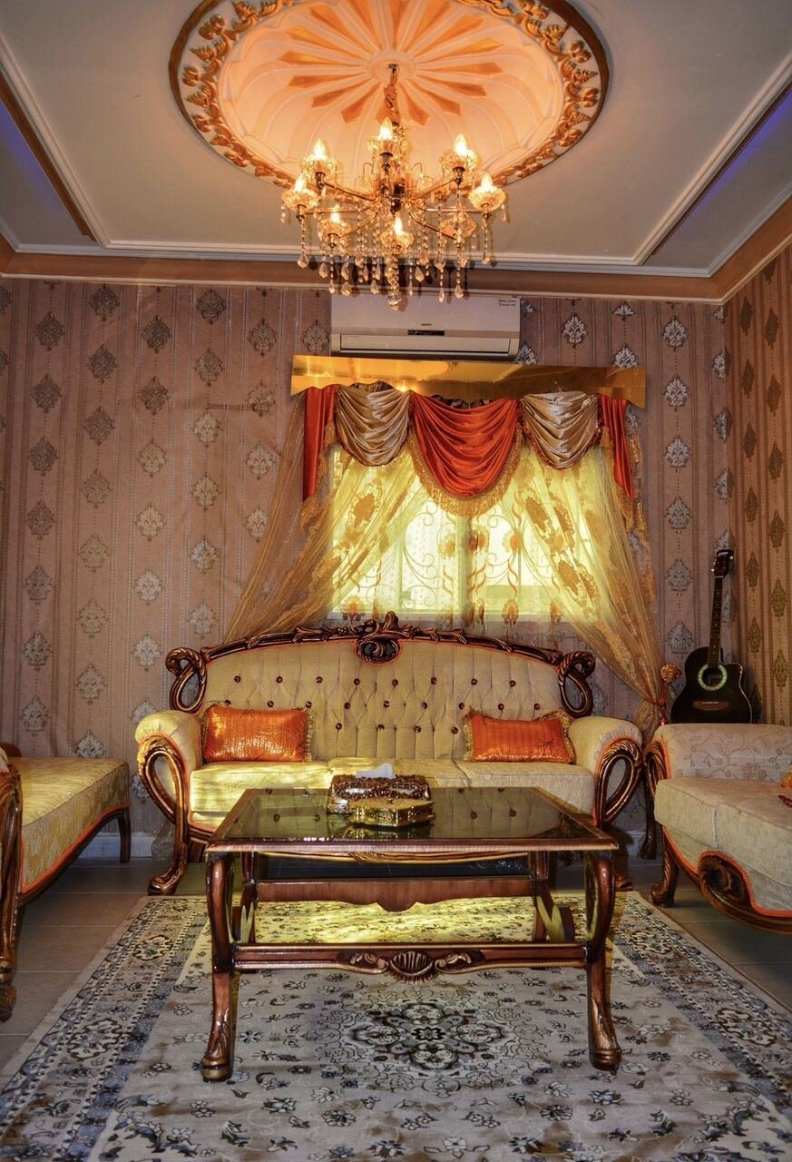 SAR 14, Elegant Luxury Sofa Set With Matching Glass Center Table For Sale