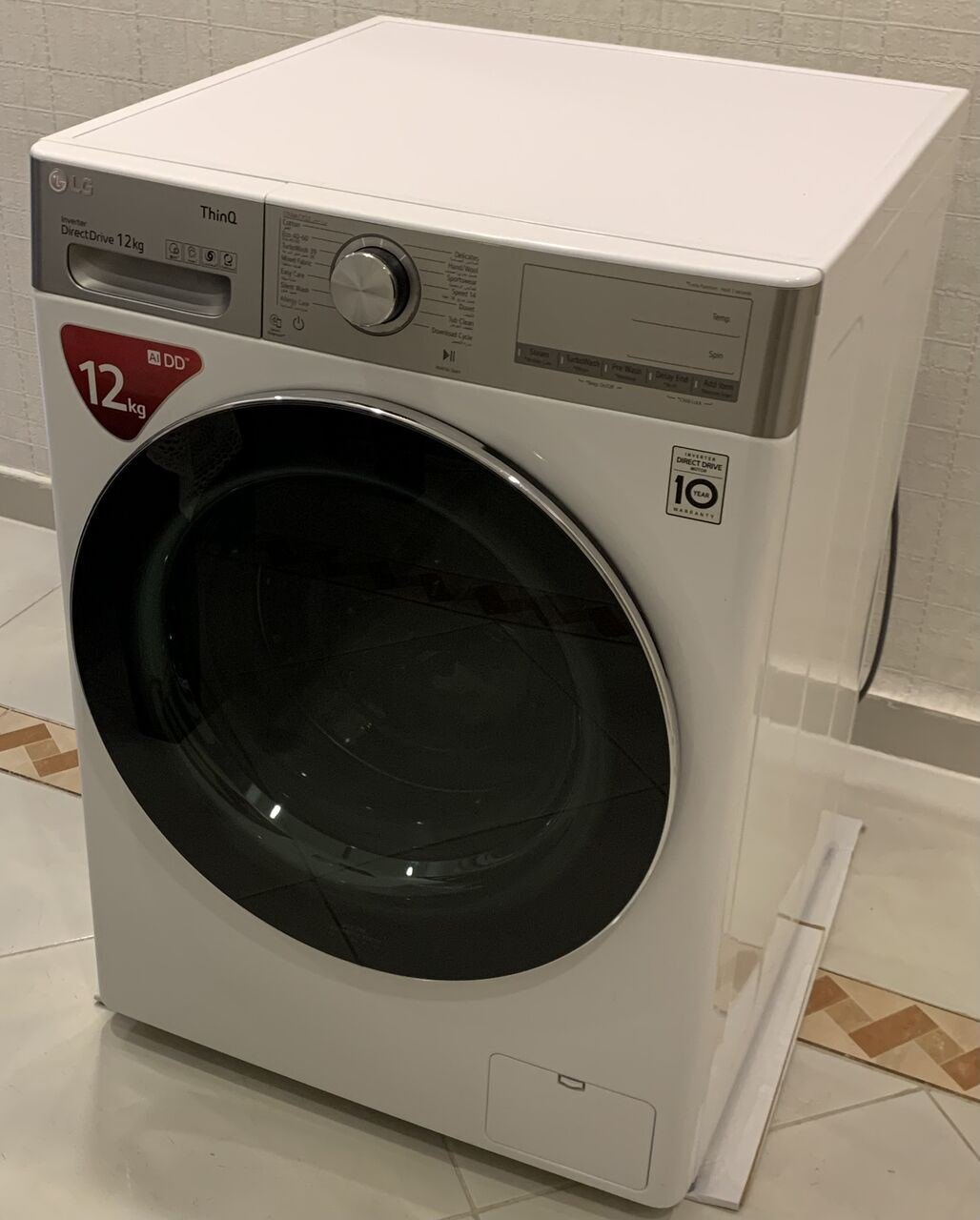 SAR 1800, LG Washing Machine 12KG