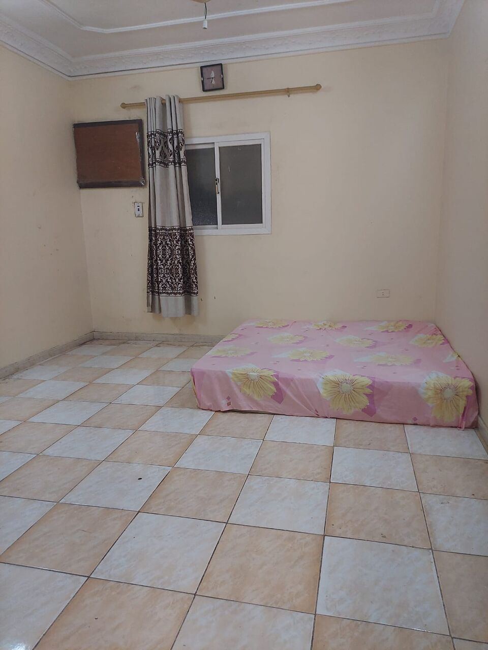 SAR 800/month, One Separate Room
