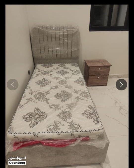 SAR 1550, Items For Sale – Single Bed With Mattress, Side Table, Washing Machine & Refrigerator