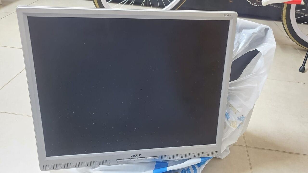 SAR 300, SOFA(3+2), Dumbbells, Treadmill, 2 Desktop (acer And Dell) And More For Sale
