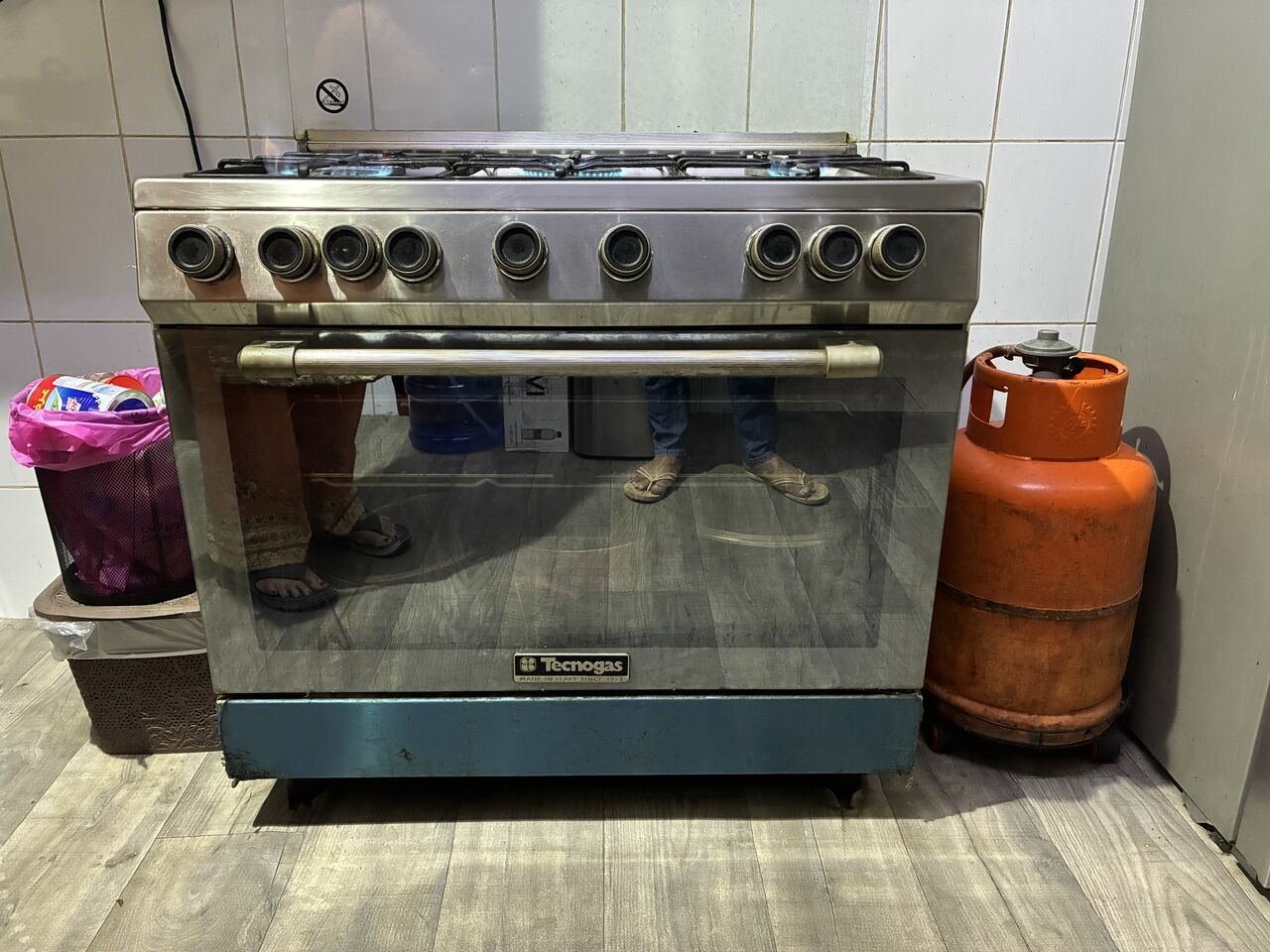 SAR 800, Cooking Range