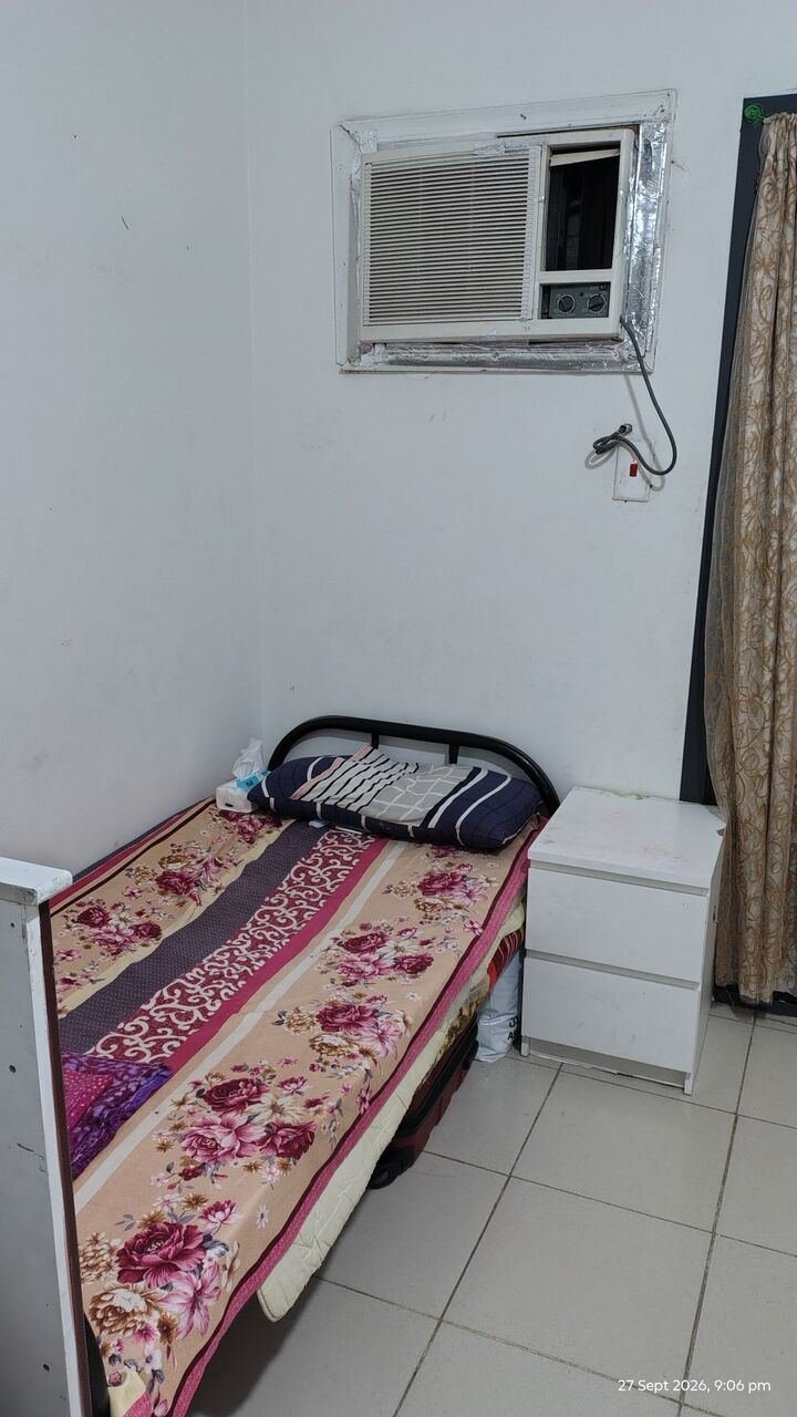 SAR 450/month, Bed