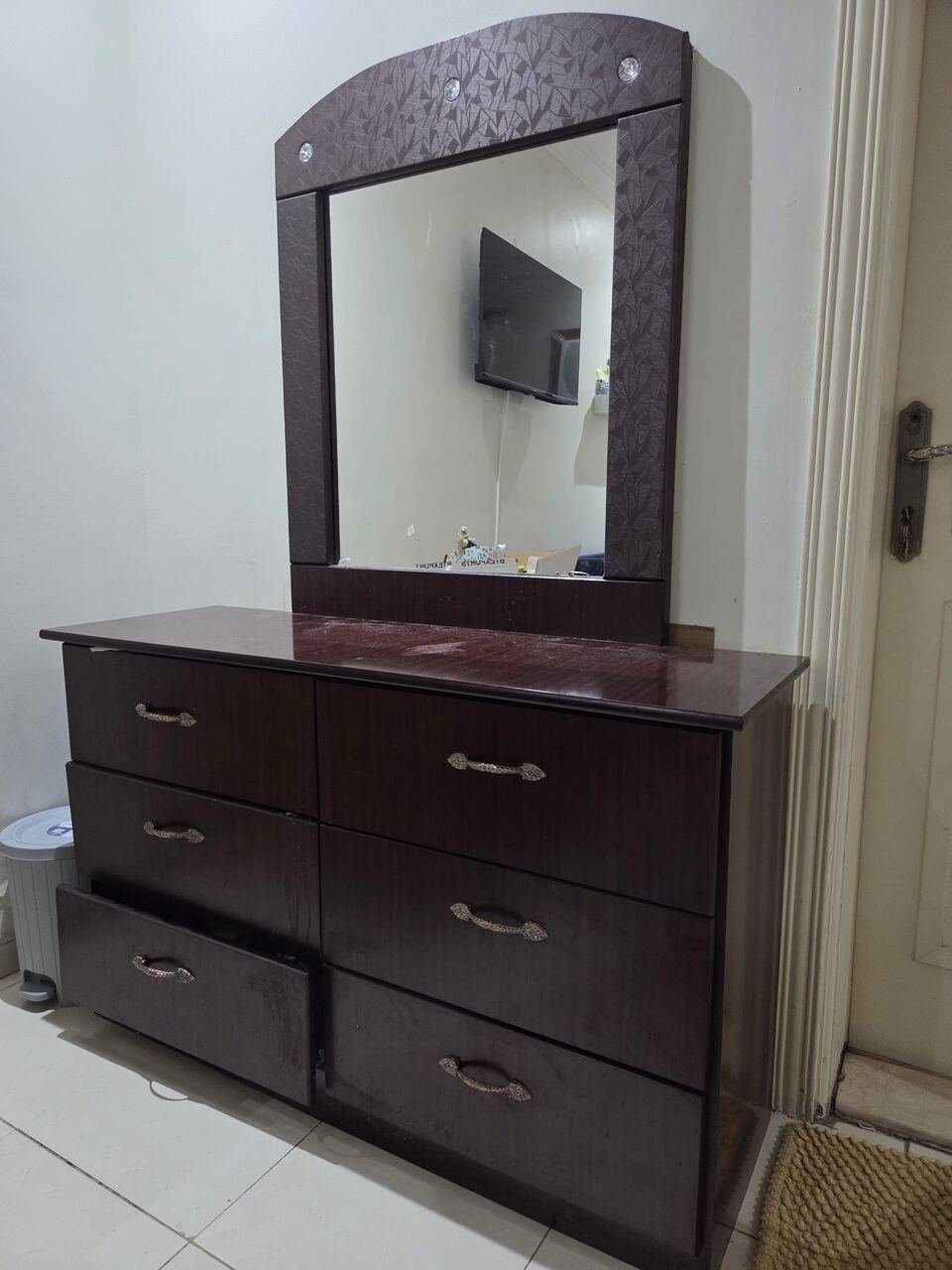 SAR 600, Bedroom Set