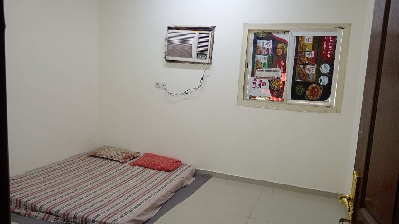 SAR 1050/month, Furnished, 02 Rooms Furnished Available For Rent In 03 Room Apartment