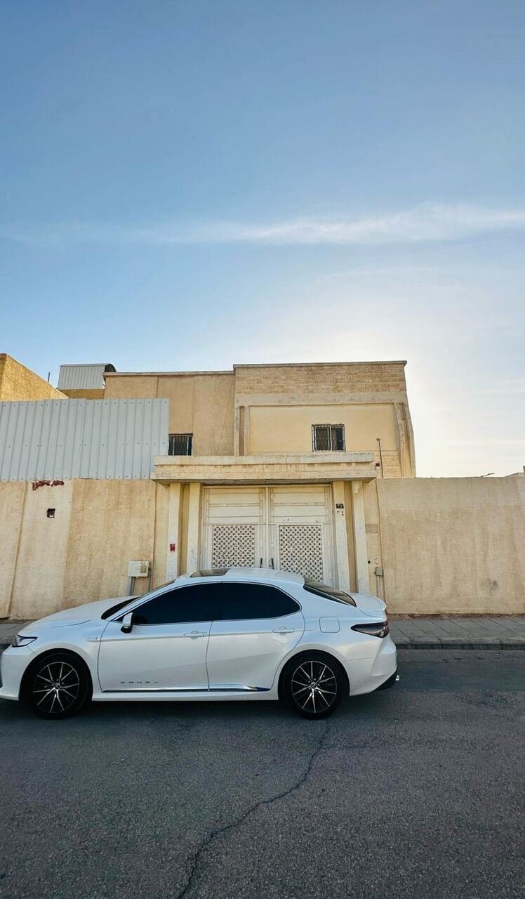 SAR 30000/year, 2 BR, 150 Sq. Meter, 2BHK AVAILABLE IN MALAZ(NEAR JARIR METRO)