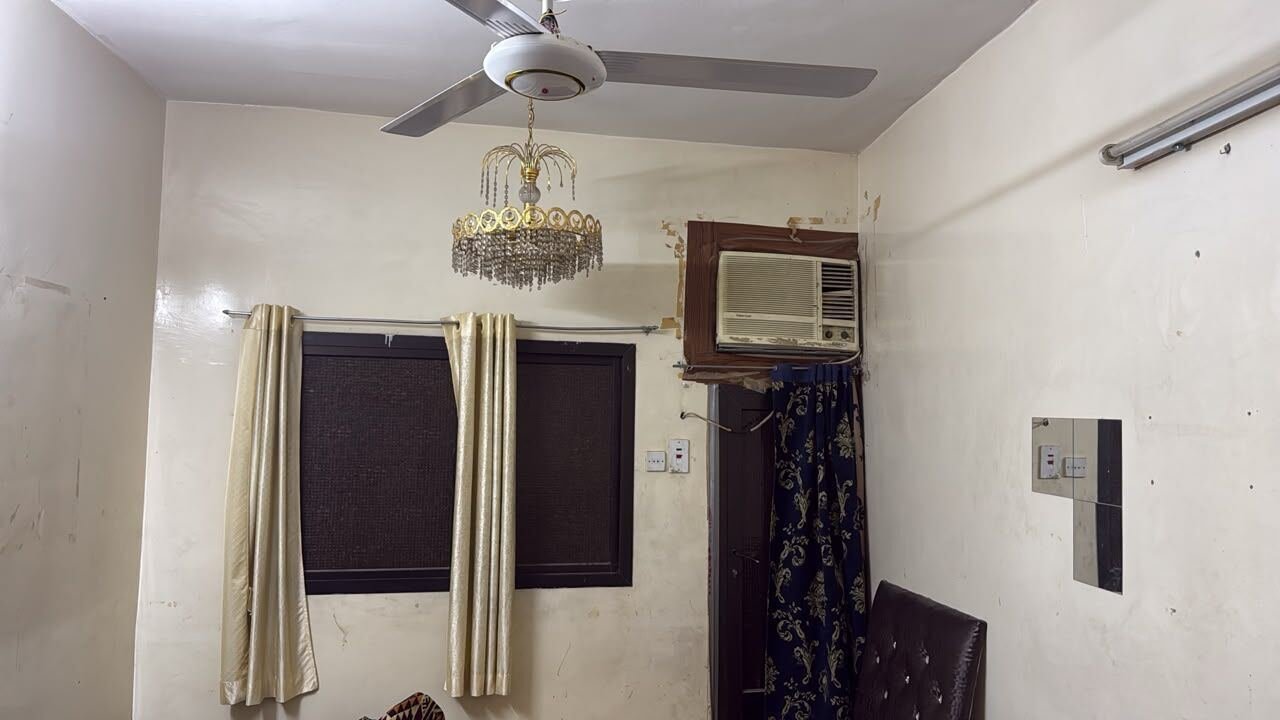 SAR 1000/month, Bachelor Room (For Non-smoker) Near Alrajhi Ishara