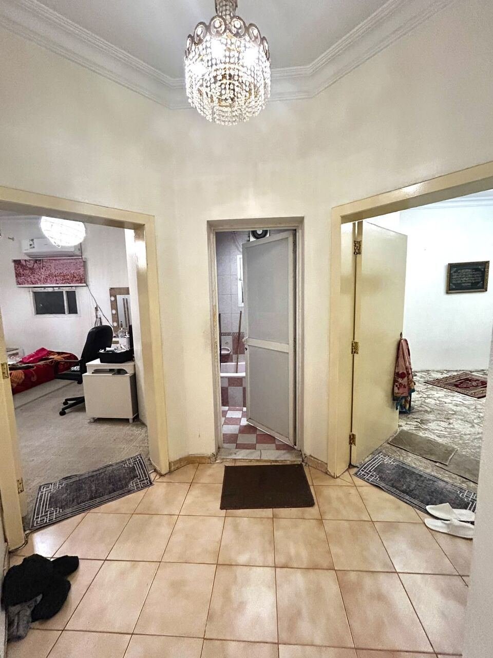 SAR 35000/year, 250 Sq. Meter, GOLDEN OPPORTUNITY FOR FAMILIES, & BACHELORS!