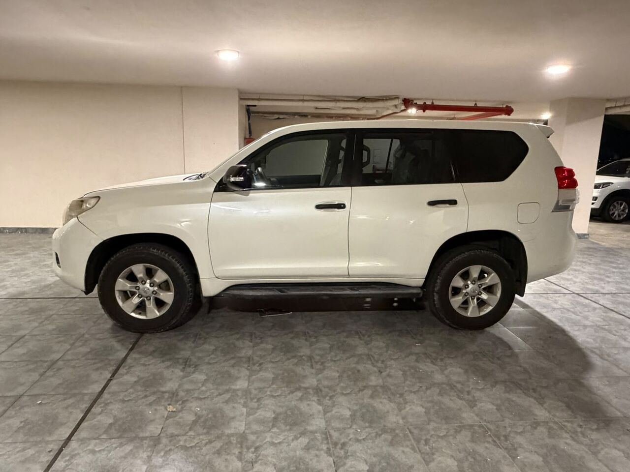 SAR 56000, Toyota Landcruiser Prado, 2011, Automatic, 197000 KM, TX V4. Drives Like New. Pakistani Owner