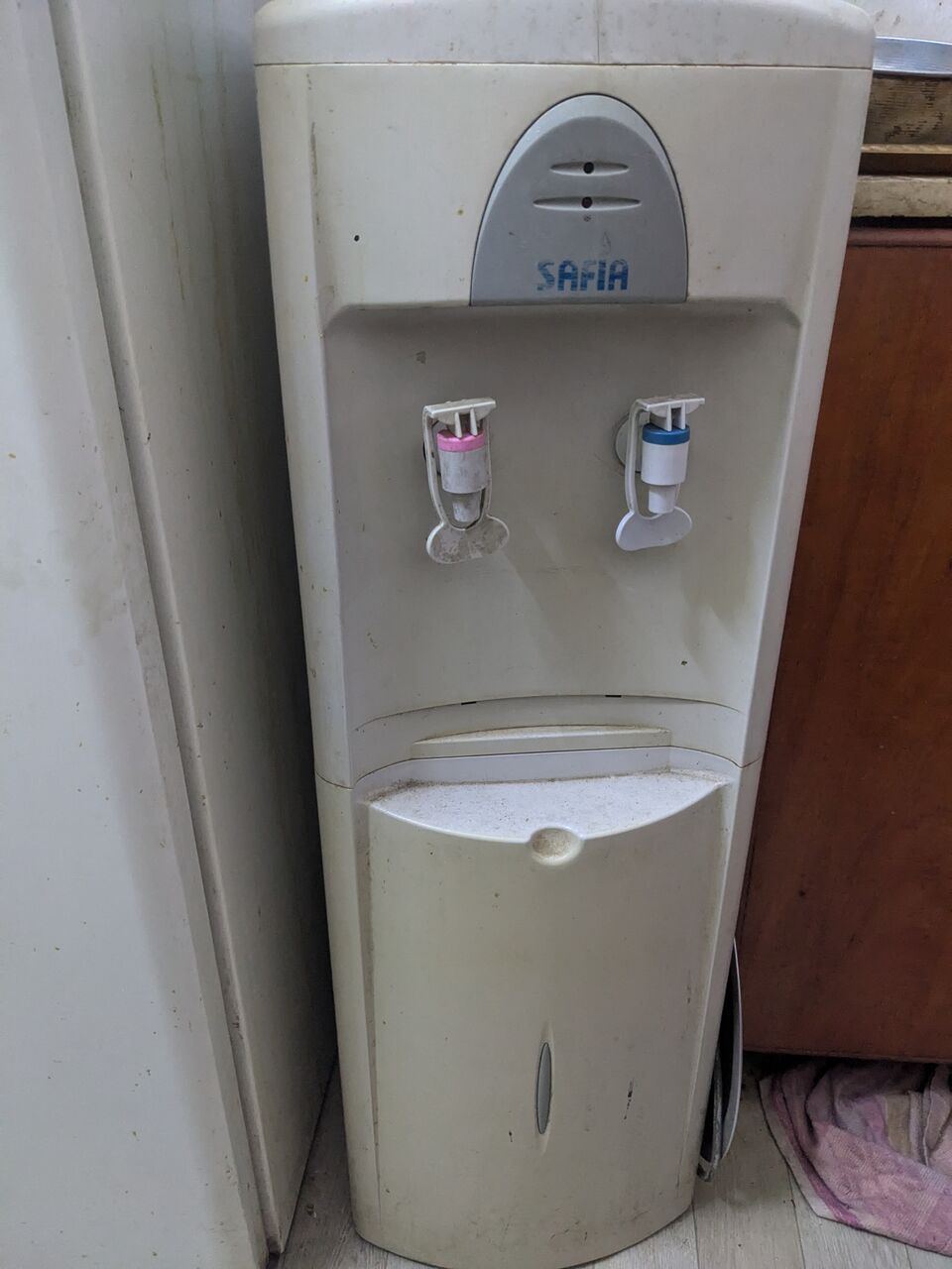 SAR 150, Fridge Water Dispenser Cooler Now 150 SAR