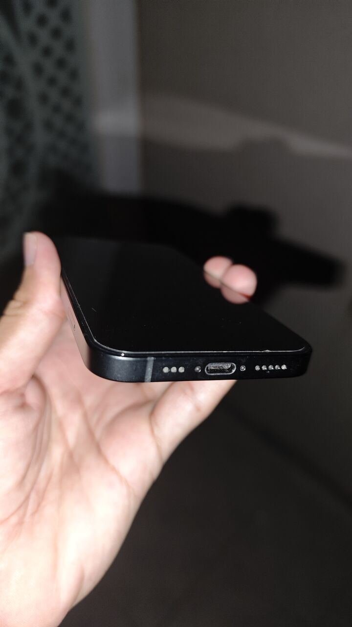 SAR 1700, IPhone 16e 128g Used No Faults