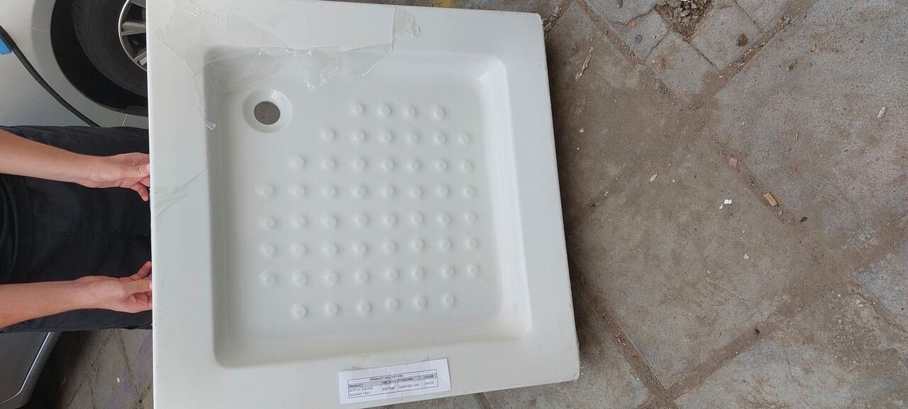SAR 70, Acrylic Square Shower Tray Size 80x 80 Cm. Not Used