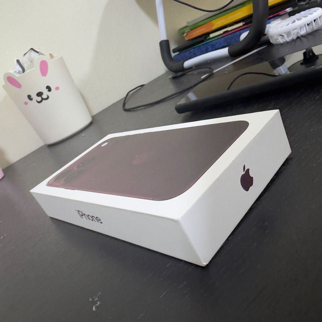 SAR 6500, I Phone 18 Pro Max (256) Burgundy
