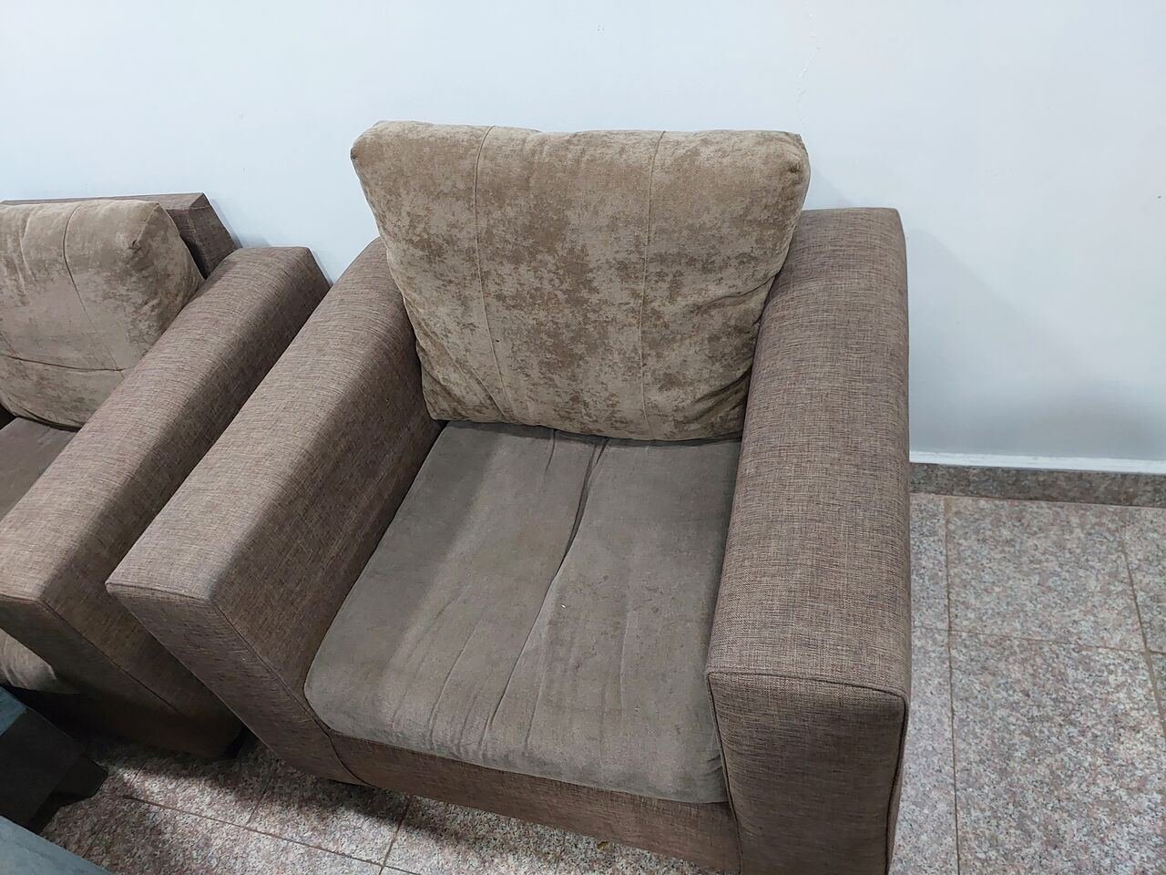 SAR 250, Sofa Set 2 Pcs